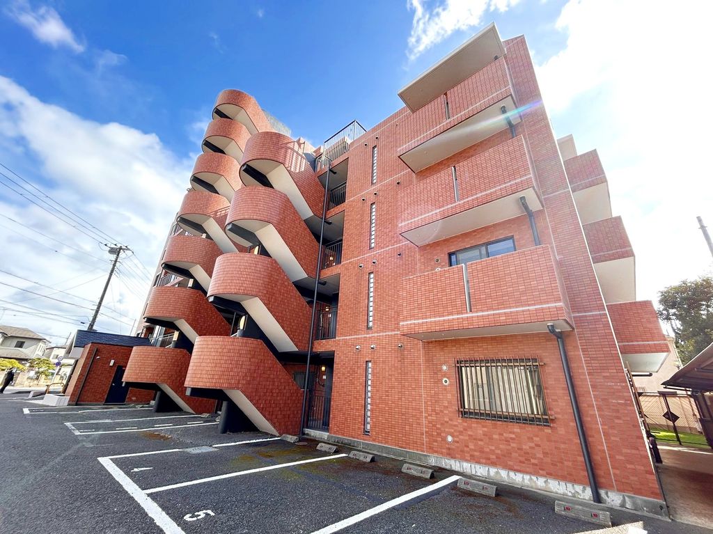 建物外観　お問合せはタウンハウジングまで！※現地待合わせ相談可能