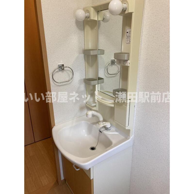 洗面設備　同仕様写真
