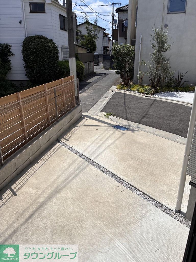 駐車場　バルコニー