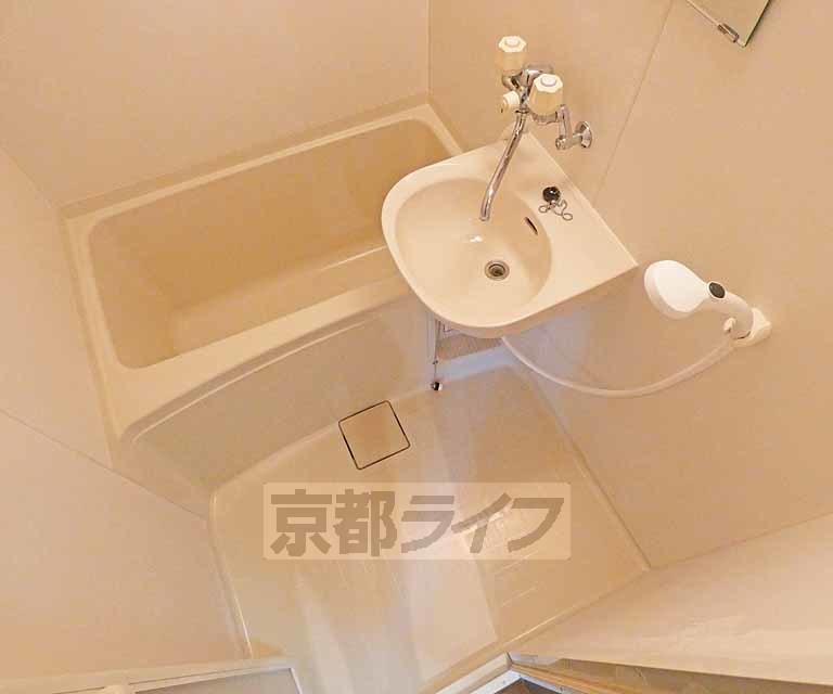 バス・シャワールーム　浴室です。