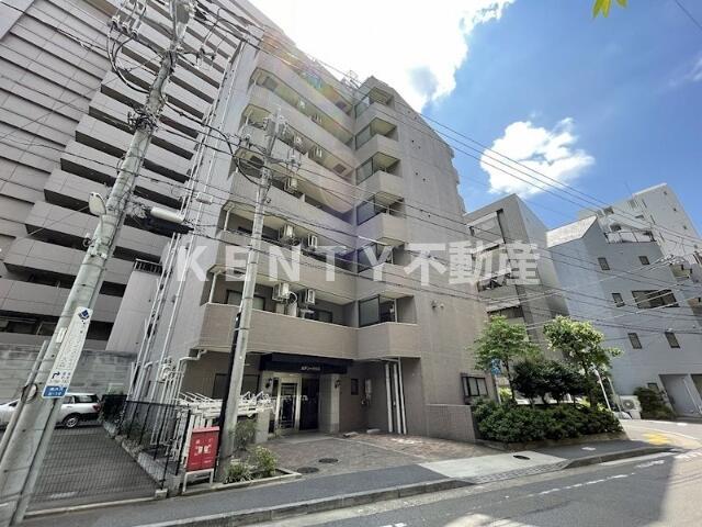 エントランス　建物の内部です