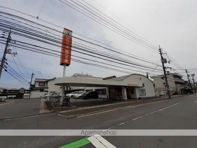 銀行　おかやま信用金庫津島支店（銀行）まで400m