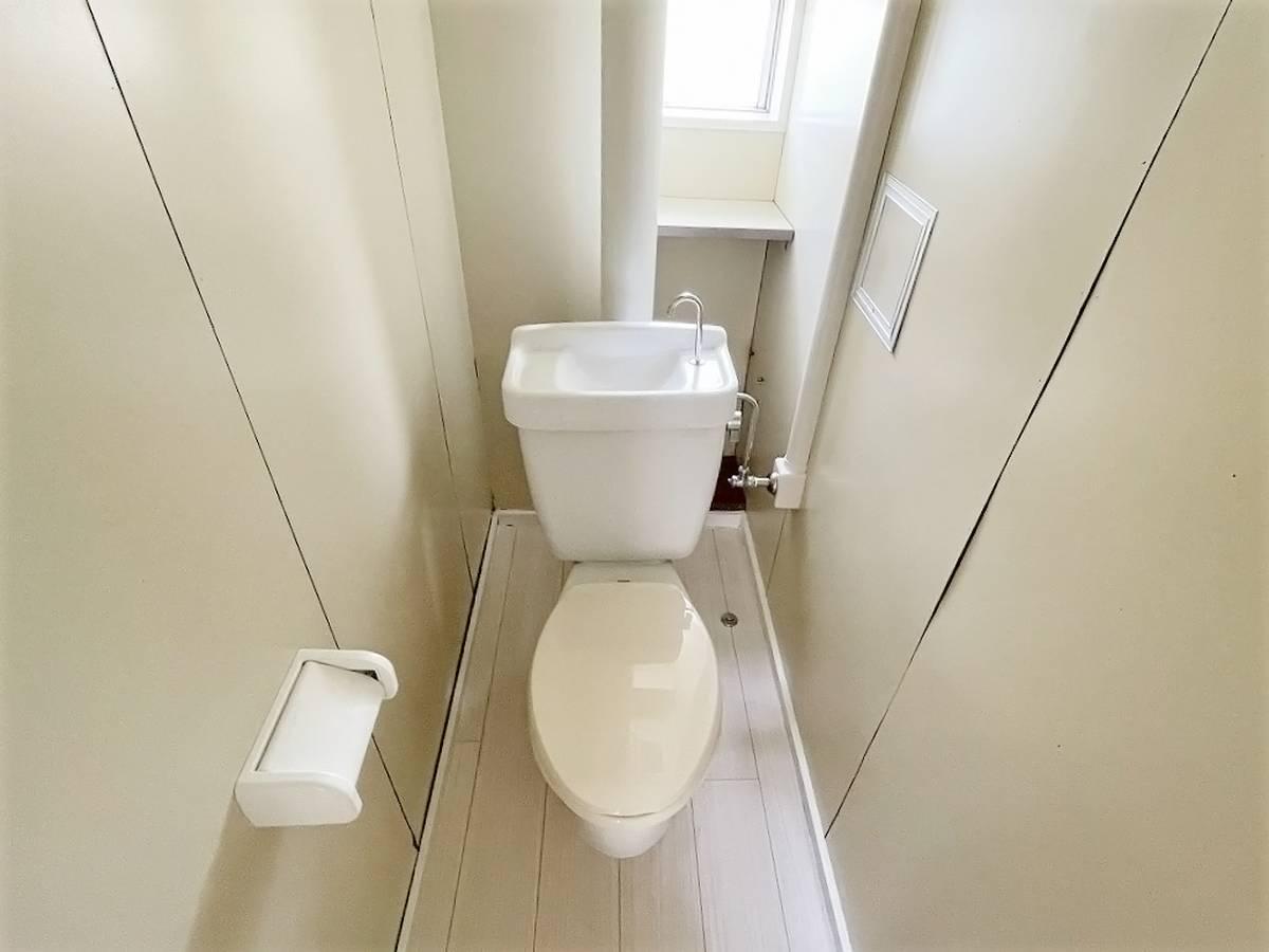 トイレ　WC