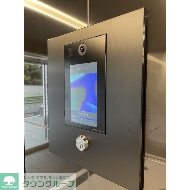 ロビー　オートロック