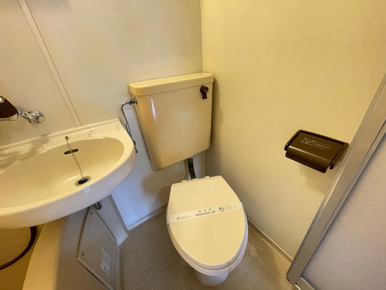 トイレ　※別部屋のお写真です