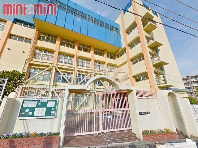 小学校　神戸市立室内小学校（小学校）まで200m
