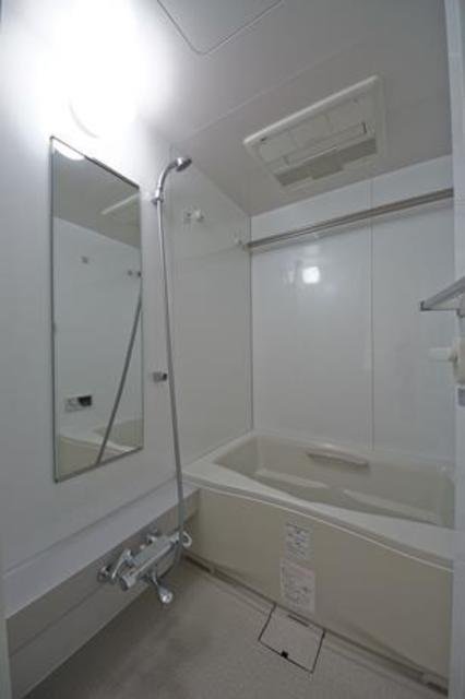 バス・シャワールーム　※写真は同タイプ住戸です。