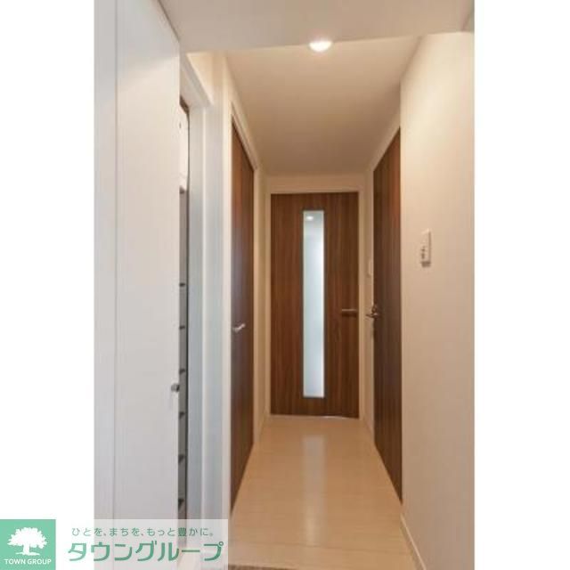 玄関　※写真は同タイプ住戸です。