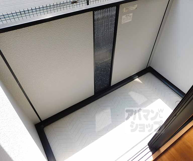 バルコニー　便利な広さです