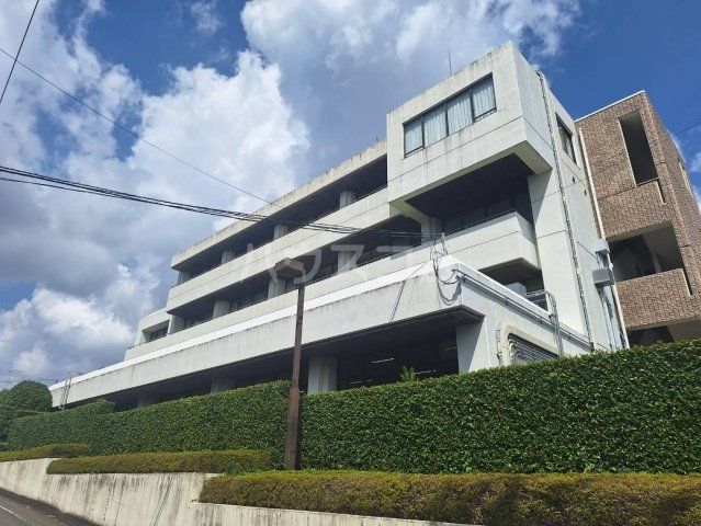 役所　多摩市役所（役所）まで443m