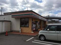 コンビニ　セブンイレブン 京都上鳥羽南鉾立町店（コンビニ）まで139m