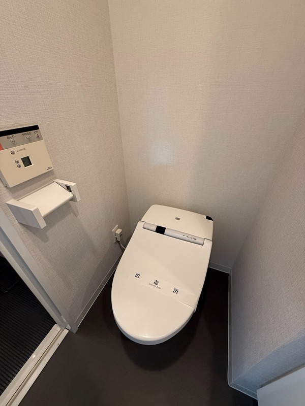 トイレ　※同タイプ別部屋