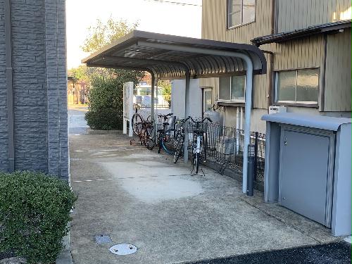 その他共有部分　屋根付き駐輪場