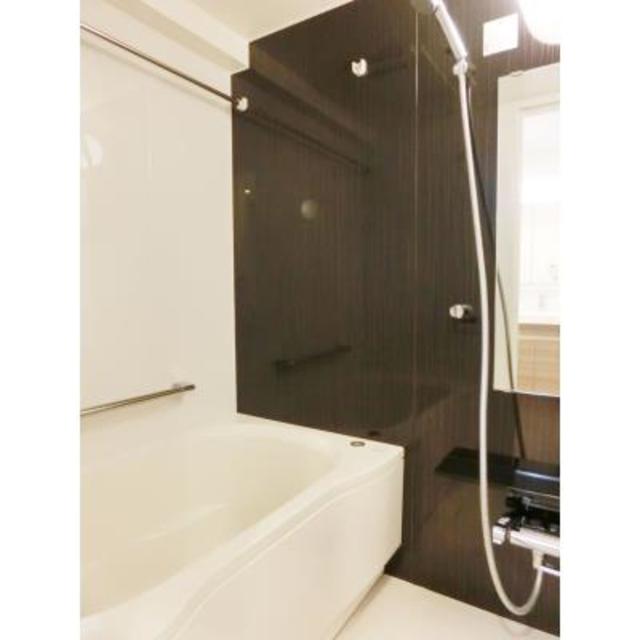 バス・シャワールーム　※写真は同タイプ住戸です。