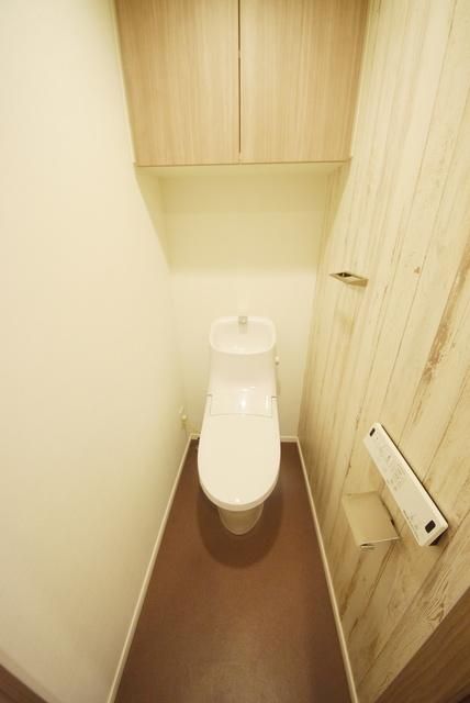 トイレ　※別部屋参考写真