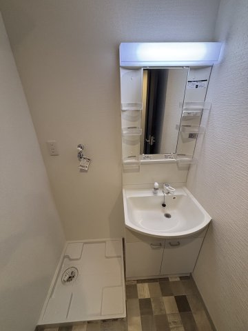 洗面設備　※別部屋参照（反転タイプ）