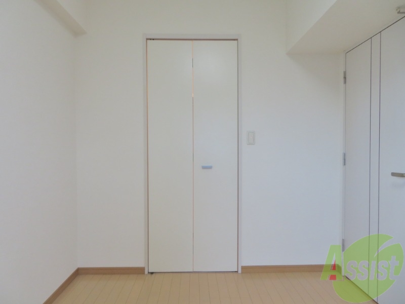 収納　洋室のクローゼット。広さは十分そうです。