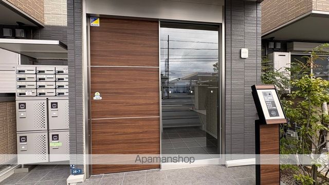 エントランス　エントランス