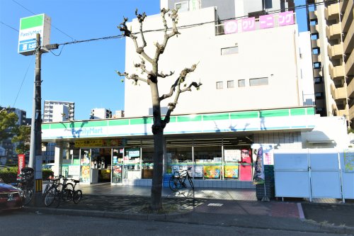 コンビニ　ファミリーマート 鶴舞店（コンビニ）まで345m