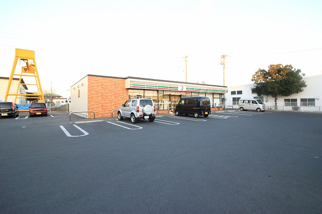 コンビニ　セブンイレブン 浜松初生町追分店（コンビニ）まで515m