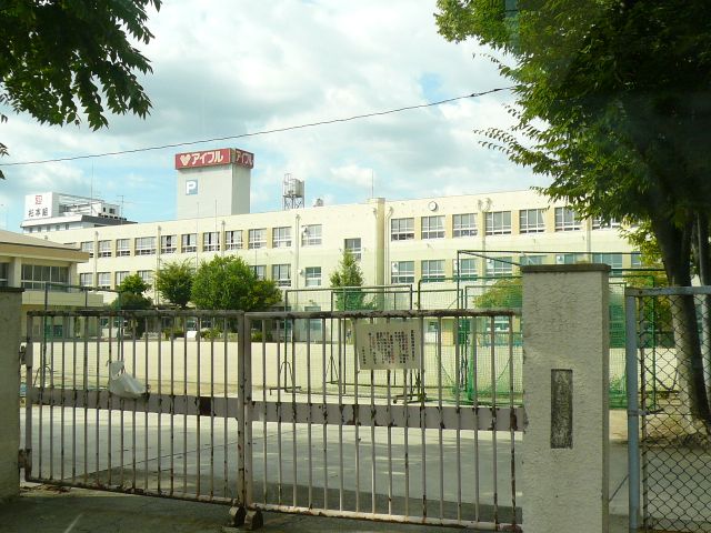小学校　市立八熊小学校（小学校）まで750m