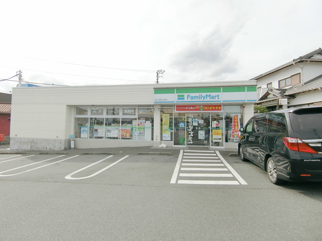 コンビニ　ファミリーマート富士宮登山道店（コンビニ）まで1522m