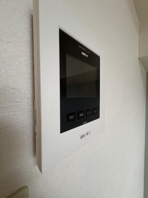 セキュリティ　モニター付きインターホン