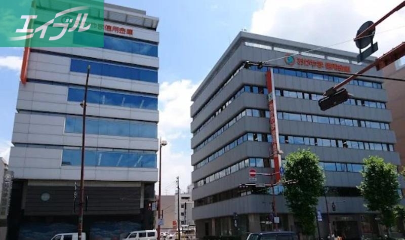 銀行　おかやま信用金庫本店（銀行）まで621m