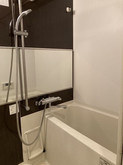 バス・シャワールーム　※別部屋参考資料の為、現状を優先します。