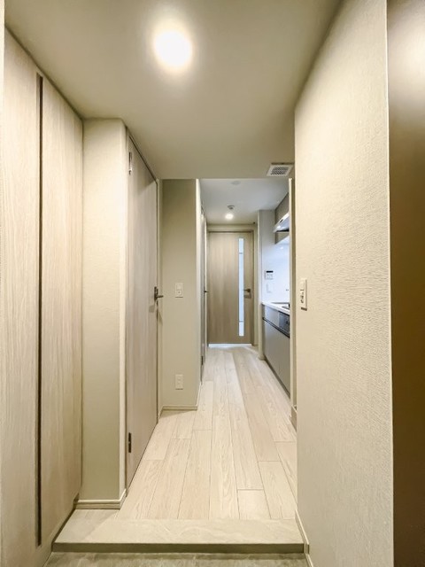 玄関　※写真は同タイプ住戸です。
