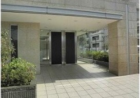 エントランス　毎日通るエントランスはこのようになっています
