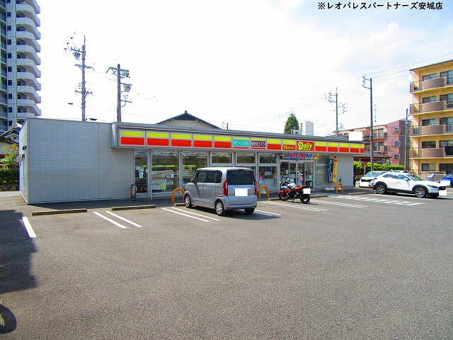 コンビニ　デイリーヤマザキ刈谷野田新町店（コンビニ）まで734m
