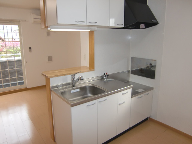 キッチン　サニーヒル藤原台 (GoodHome)