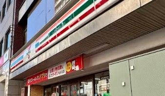 コンビニ　セブンイレブン 新御徒町駅前店（コンビニ）まで110m