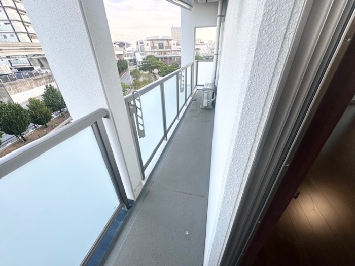 バルコニー　※モノレール沿線となります