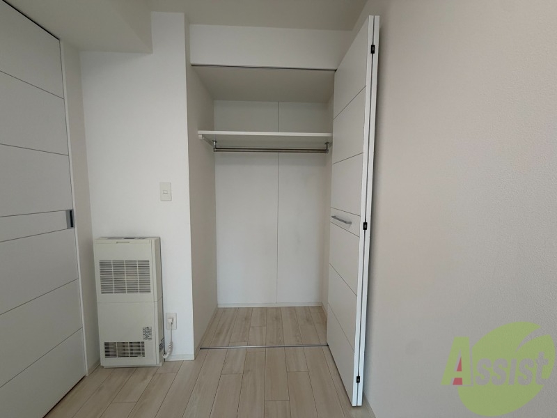 収納　寝室の収納です。部屋がすっきり片付きます。