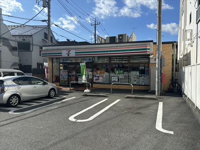 コンビニ　セブン－イレブン荻窪四面道東店（コンビニ）まで477m