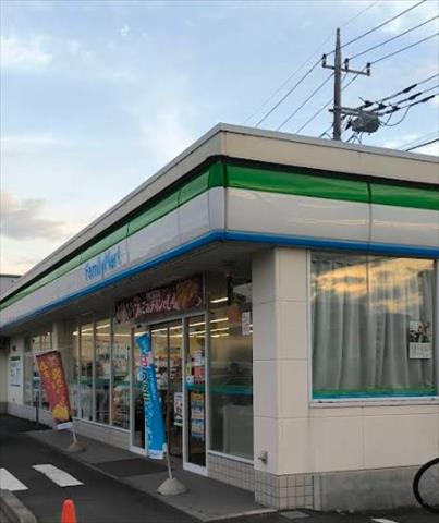 コンビニ　ファミリーマート厚木長谷店（コンビニ）まで406m