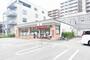 コンビニ　セブンイレブン　吹田広芝町店（コンビニ）まで593m