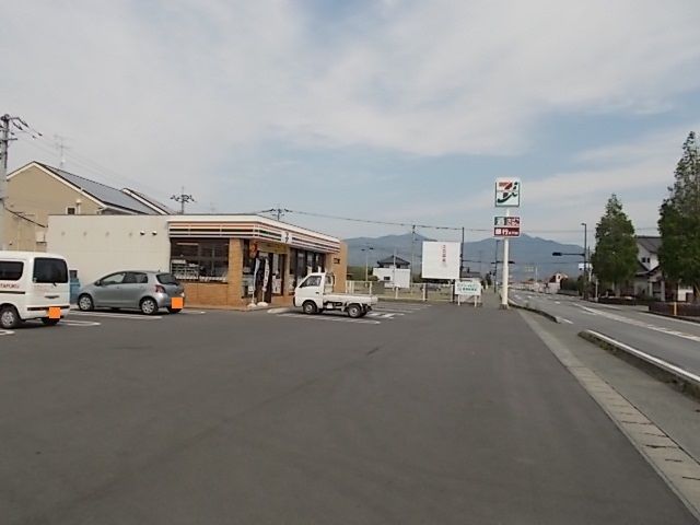 コンビニ　セブンイレブン横島外平店（コンビニ）まで150m