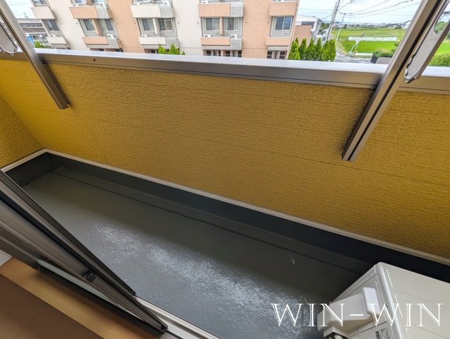 バルコニー　イメージ（同建物内・同間取りの写真）
