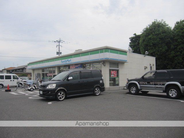 コンビニ　ファミリーマート（コンビニ）まで396m