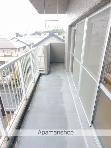 ＪＲ東海道本線 浜松駅 バス乗車時間：20分 最寄りバス停で下車 徒歩2分 3階建 築45年の内装写真