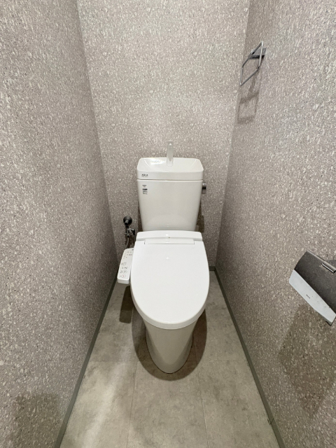 プロミネントAMAのトイレ写真