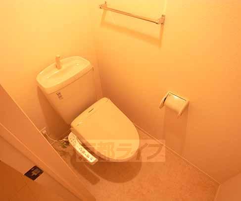 トイレ　ウォシュレット付トイレです。