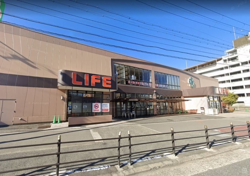 スーパー　ライフ新北島店（スーパー）まで161m