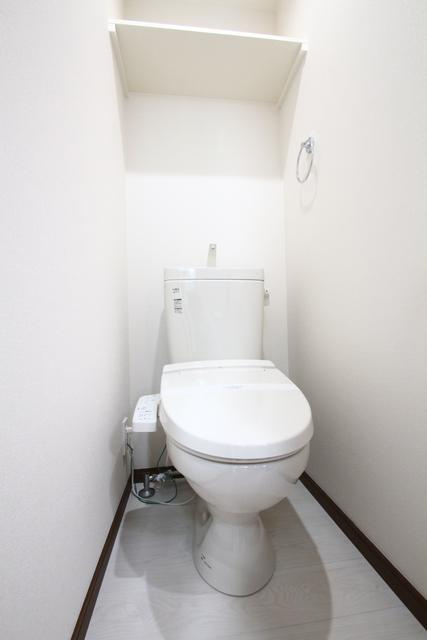トイレ　清潔感のあるトイレです