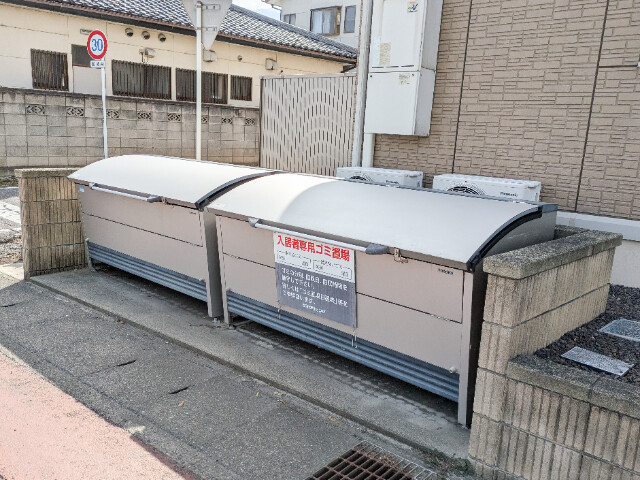 カーサ グランデの外観写真