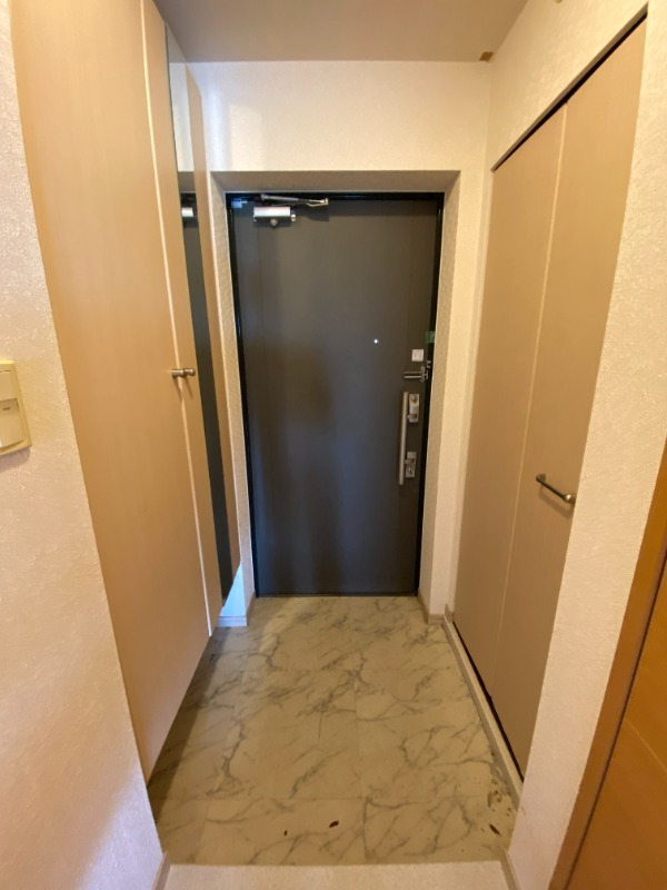 玄関　別号室