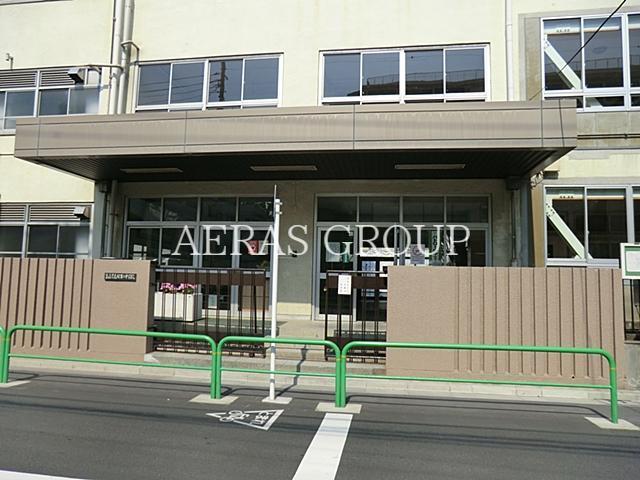 中学校　板橋区立志村第二中学校（中学校）まで631m